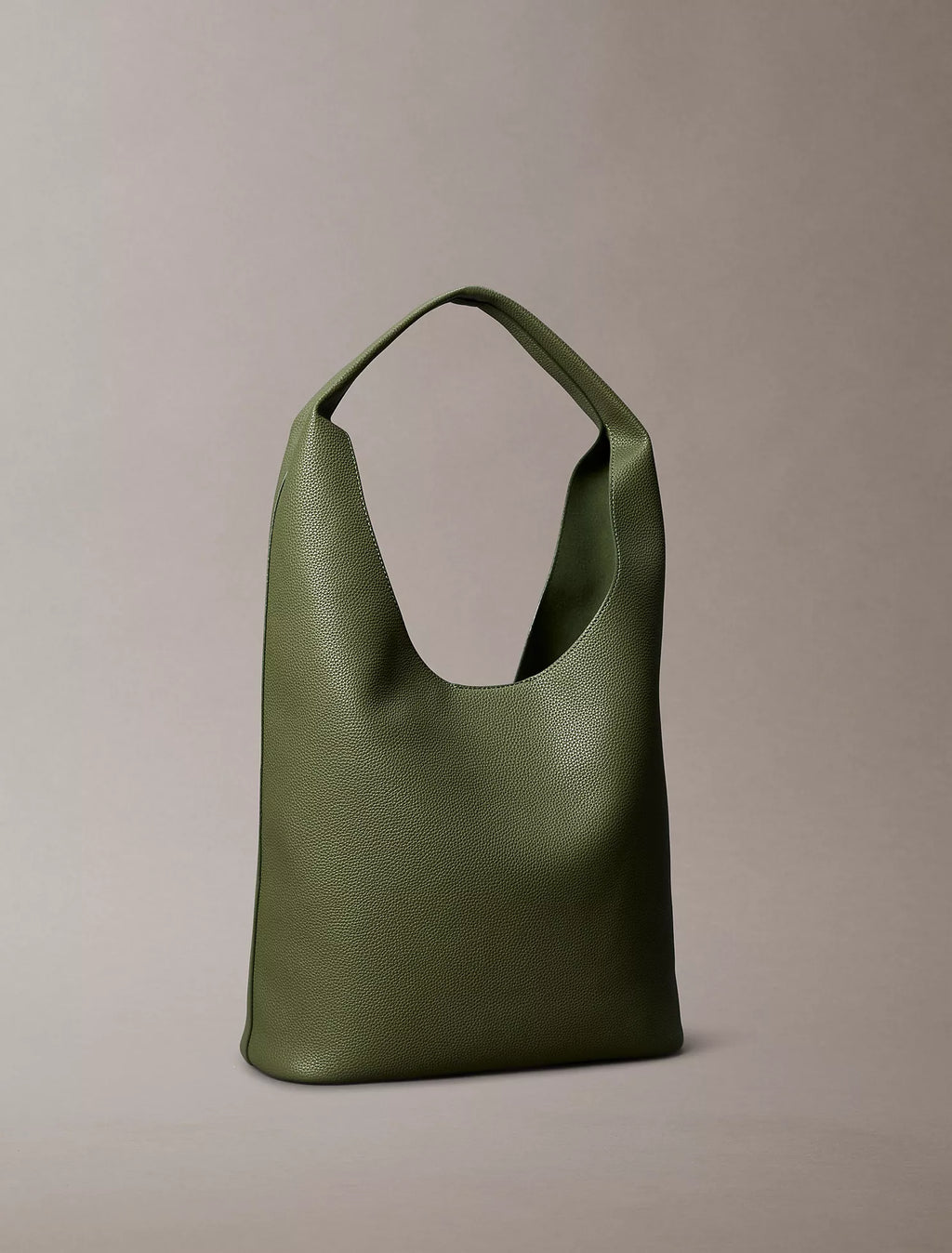 Pebble Grain Medium Slouchy Bag